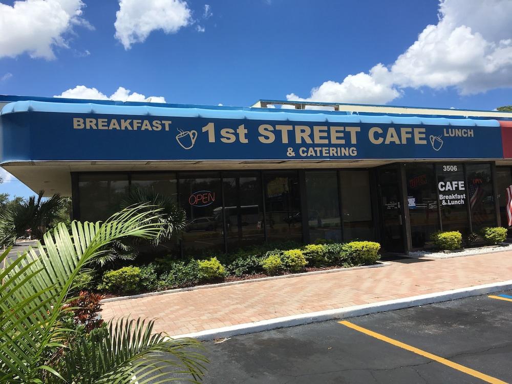 Days Inn By Wyndham Bradenton - Near The Gulf Bagian luar foto