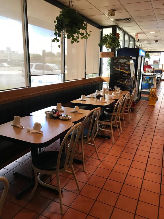 Days Inn By Wyndham Bradenton - Near The Gulf Bagian luar foto